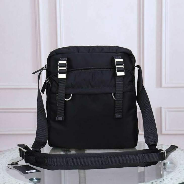 Picture of Prada Mens Bags _SKUfw238758846fw